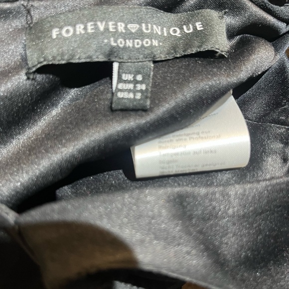 Beautiful black beaded top with matching skirt - Picture 5 of 5